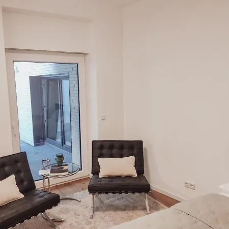 Burg 9 Boardinghouse Apartment Dusseldorf