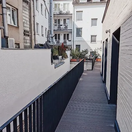 Burg 9 Boardinghouse Apartment *
